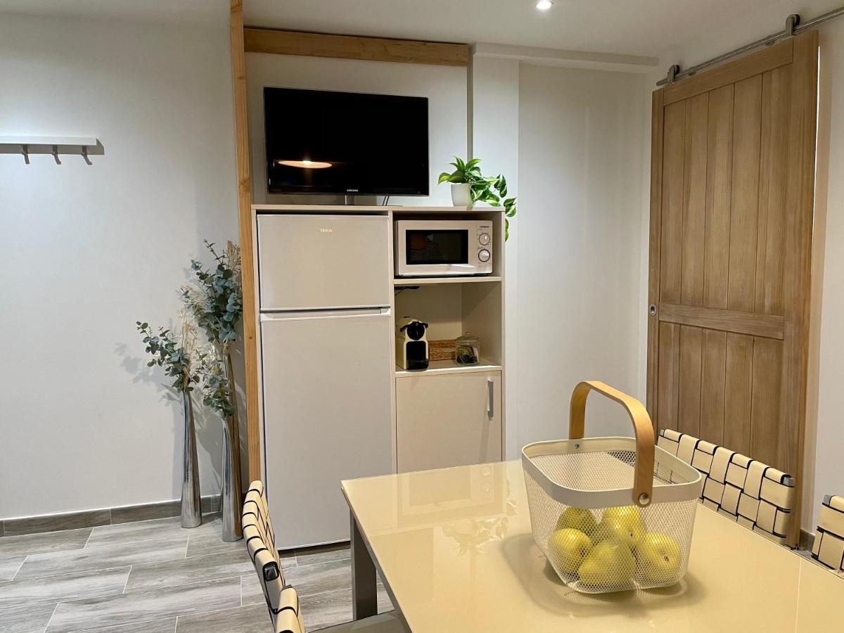 Apartamento Eucalipto Сотільйо-де-ла-Адрада Екстер'єр фото